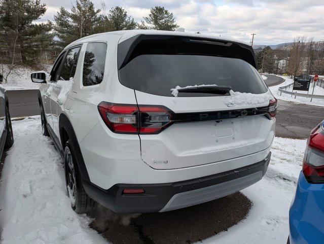 new 2025 Honda Pilot car, priced at $50,200