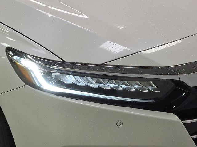 used 2022 Honda Accord Hybrid car, priced at $28,901