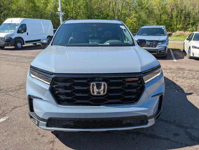 new 2025 Honda Pilot car, priced at $51,305