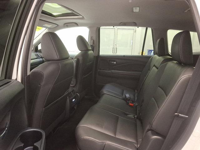 used 2022 Honda Pilot car, priced at $33,000