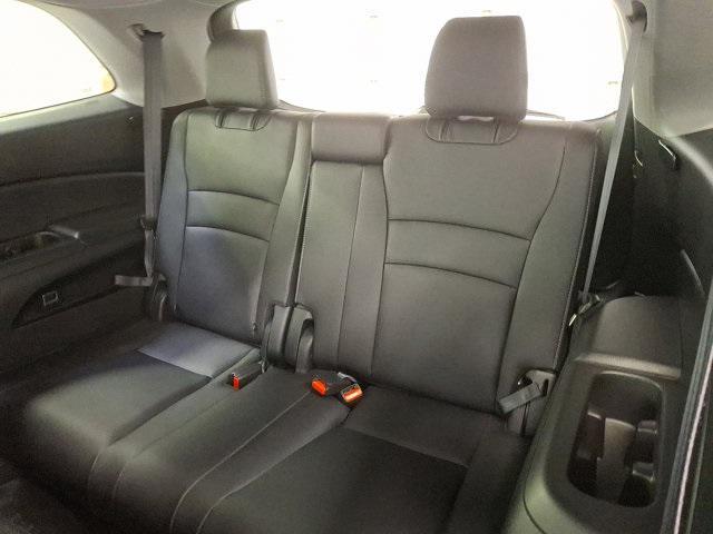 used 2022 Honda Pilot car, priced at $33,000