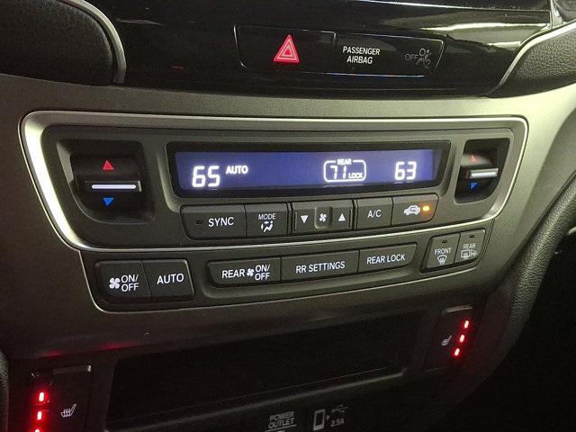 used 2022 Honda Pilot car, priced at $33,000