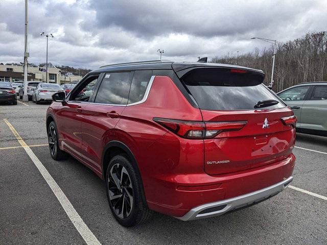 new 2024 Mitsubishi Outlander car, priced at $37,355