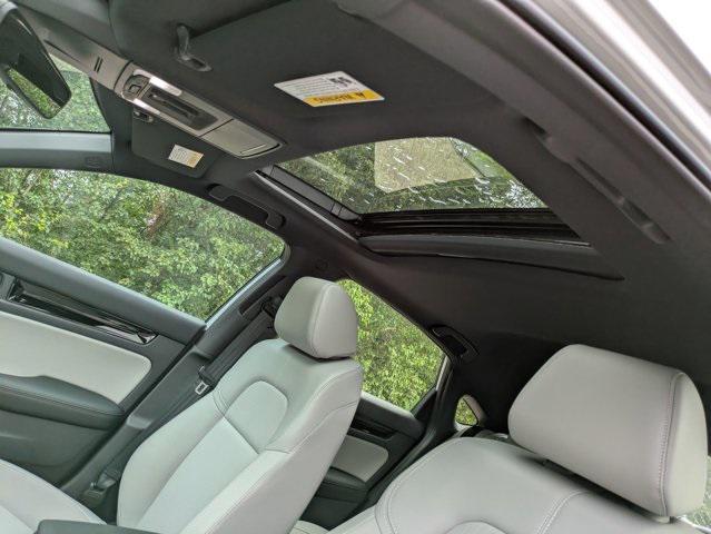 new 2025 Honda Civic Hybrid car, priced at $32,678