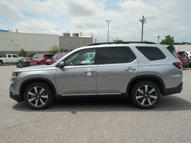 new 2025 Honda Pilot car, priced at $53,439