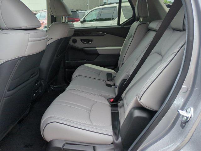 new 2025 Honda Pilot car, priced at $53,439