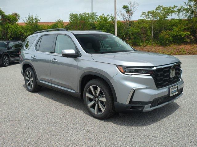 new 2025 Honda Pilot car, priced at $53,439