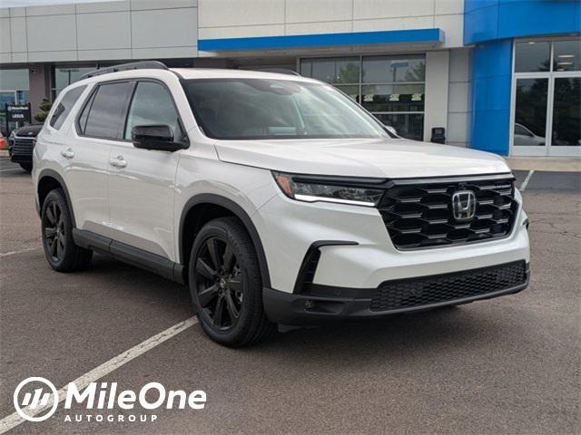 new 2025 Honda Pilot car, priced at $52,653