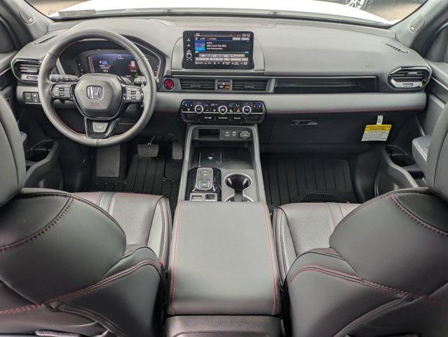 new 2025 Honda Pilot car, priced at $52,653