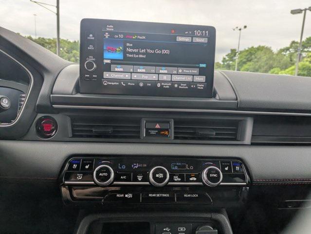 new 2025 Honda Pilot car, priced at $52,653