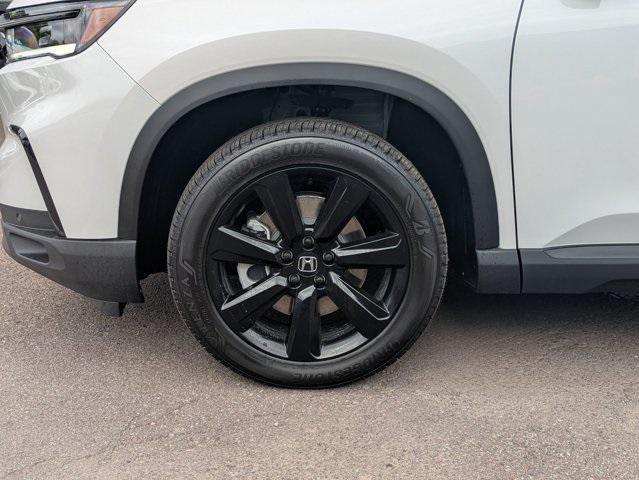 new 2025 Honda Pilot car, priced at $52,653
