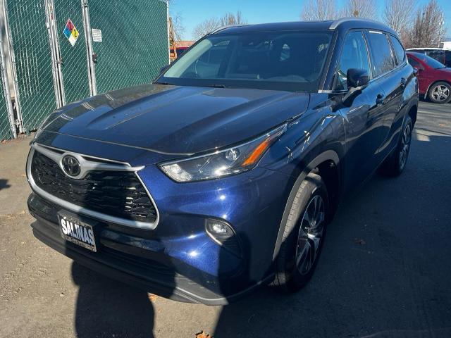 used 2022 Toyota Highlander car, priced at $33,488