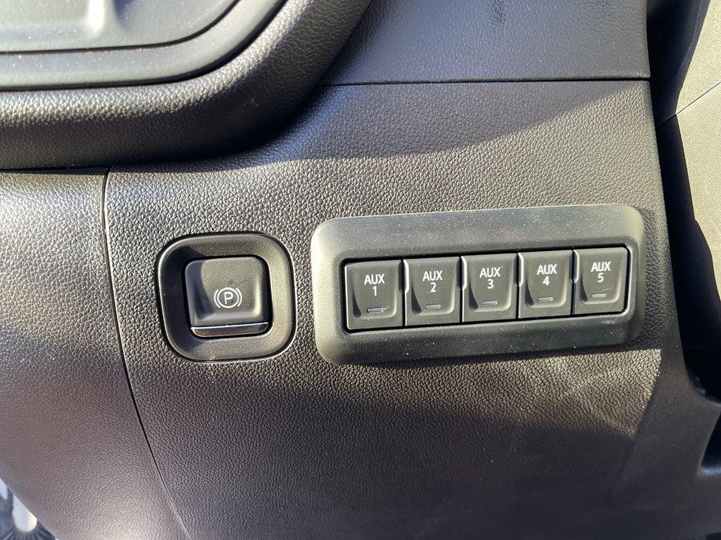 new 2025 Chevrolet Silverado 3500 car, priced at $71,118