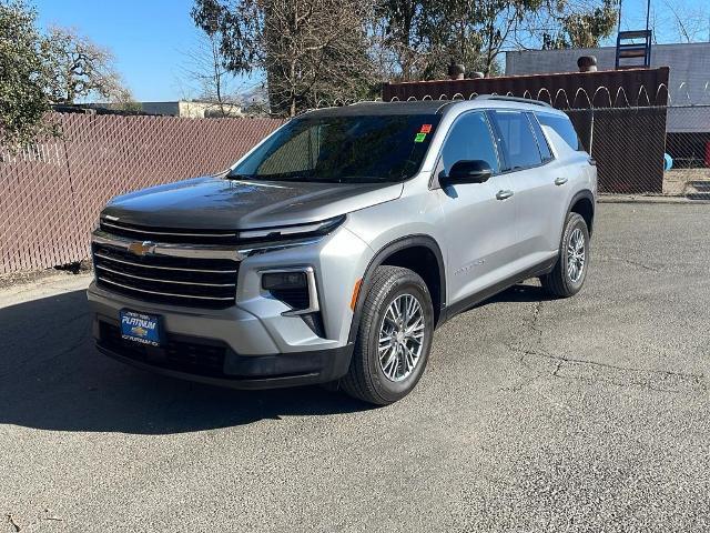 used 2024 Chevrolet Traverse car, priced at $37,988