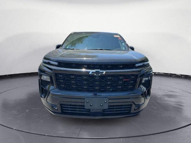 used 2024 Chevrolet Traverse car, priced at $54,989