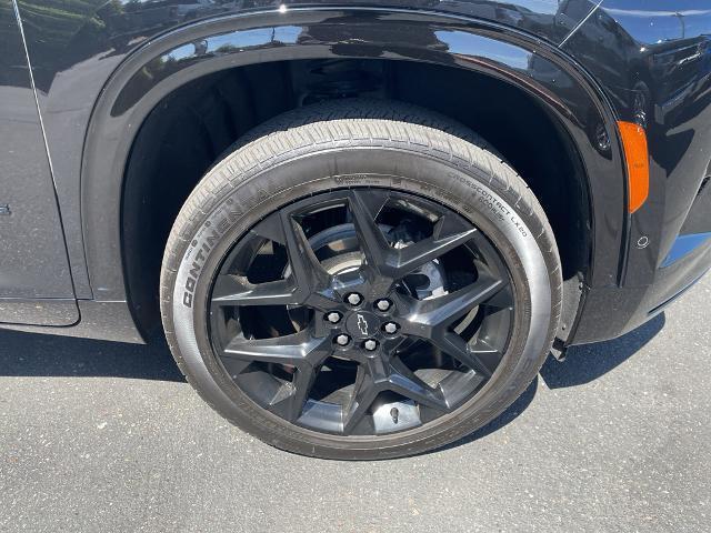 used 2024 Chevrolet Traverse car, priced at $54,989