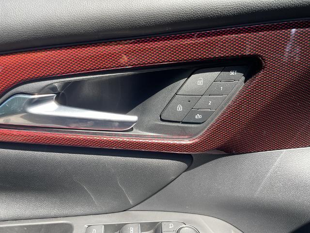 used 2024 Chevrolet Traverse car, priced at $54,989