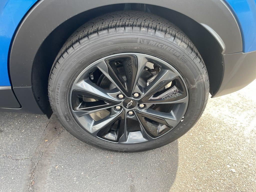 used 2022 Chevrolet Bolt EUV car, priced at $25,498