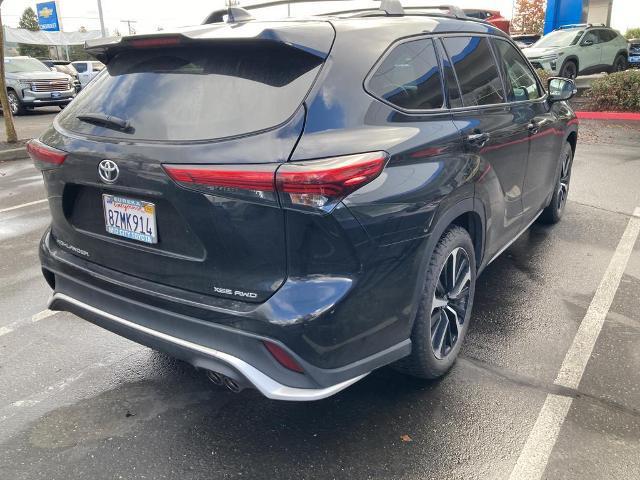 used 2022 Toyota Highlander car, priced at $35,495