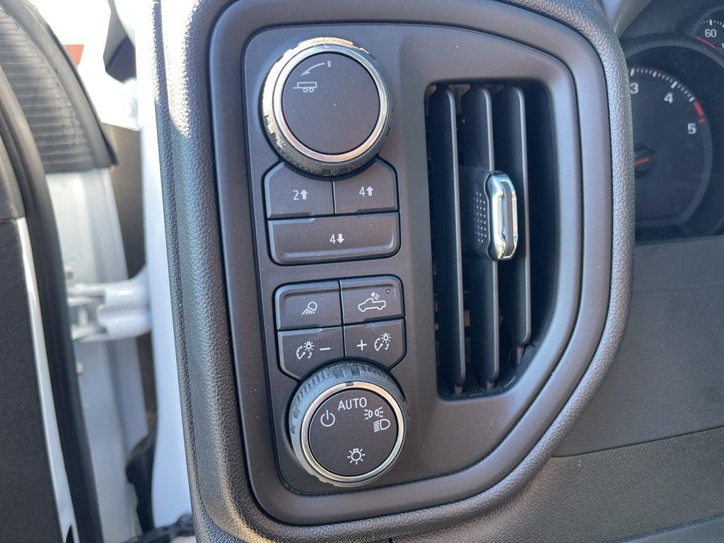 new 2025 Chevrolet Silverado 3500 car, priced at $69,306