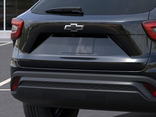 new 2025 Chevrolet Trax car, priced at $22,910