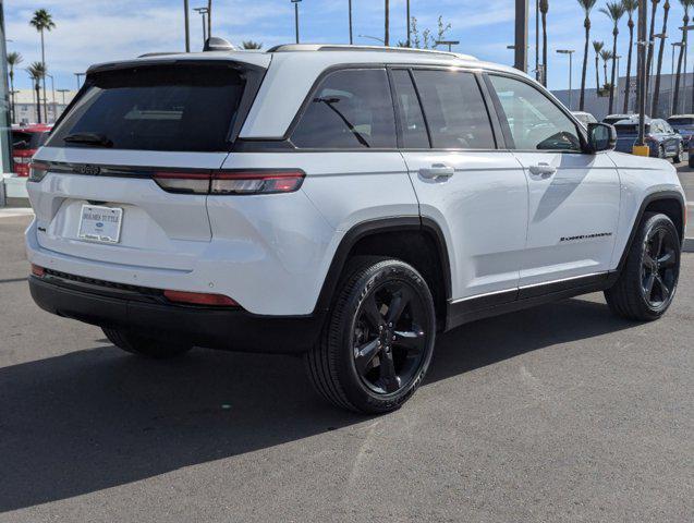 used 2024 Jeep Grand Cherokee car, priced at $43,998