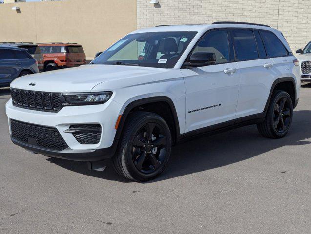 used 2024 Jeep Grand Cherokee car, priced at $43,998