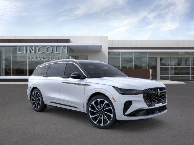 new 2025 Lincoln Nautilus car, priced at $75,816