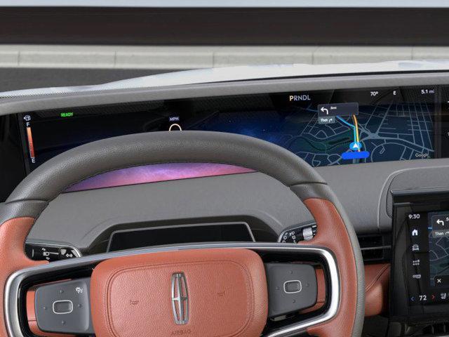 new 2025 Lincoln Nautilus car