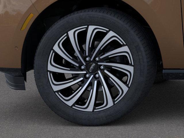 new 2025 Lincoln Navigator car