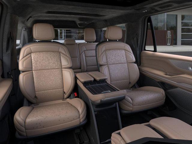new 2025 Lincoln Navigator car