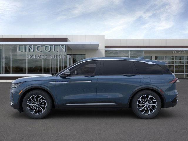 new 2024 Lincoln Nautilus car, priced at $53,140