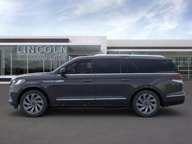 new 2024 Lincoln Navigator car, priced at $100,807