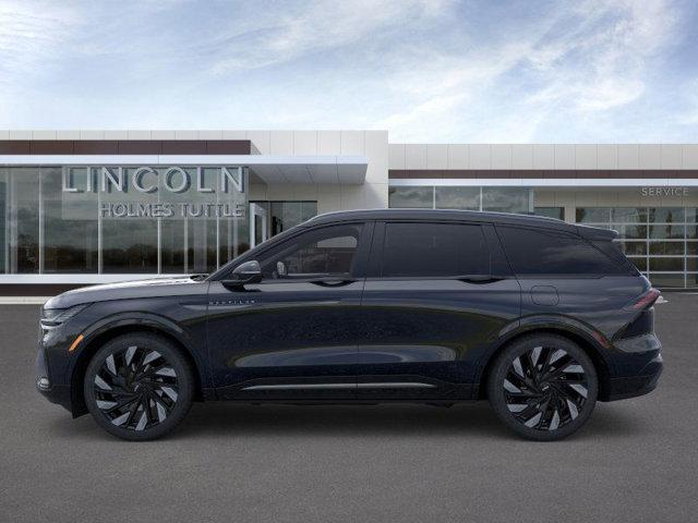 new 2025 Lincoln Nautilus car
