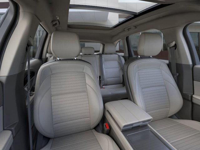 new 2025 Lincoln Nautilus car