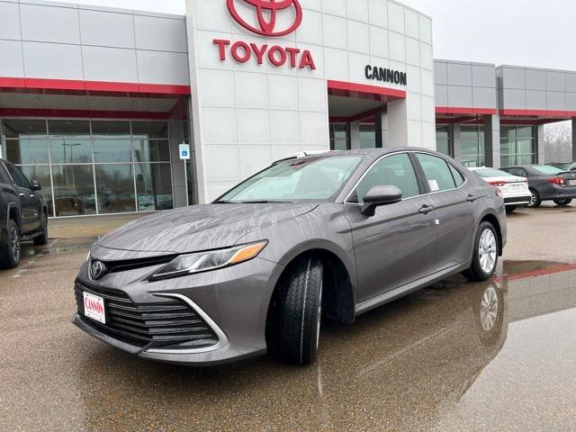 new 2024 Toyota Camry car, priced at $28,310