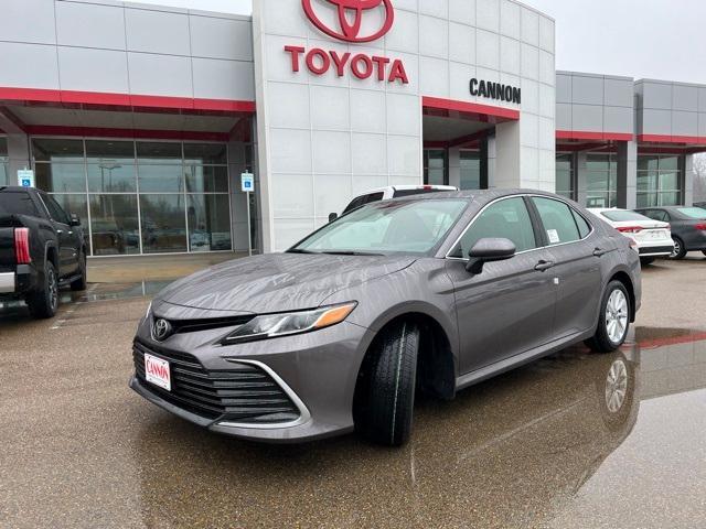 new 2024 Toyota Camry car, priced at $28,310