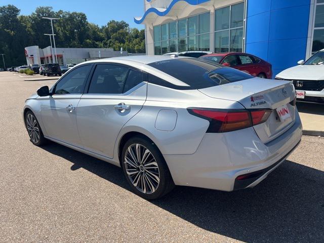 used 2023 Nissan Altima car, priced at $24,860