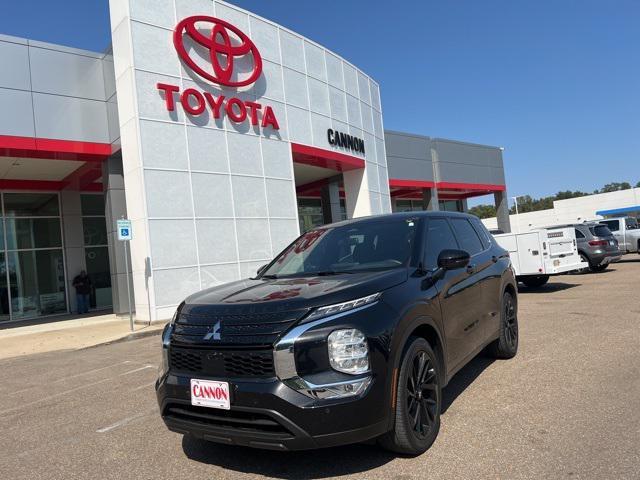 used 2023 Mitsubishi Outlander car, priced at $29,500