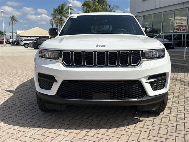 new 2025 Jeep Grand Cherokee car, priced at $34,649