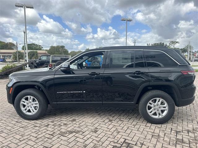 new 2025 Jeep Grand Cherokee car, priced at $32,614