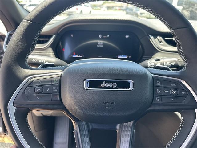 new 2025 Jeep Grand Cherokee L car, priced at $39,811