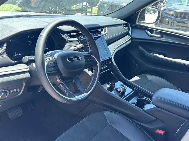 new 2025 Jeep Grand Cherokee L car, priced at $39,811