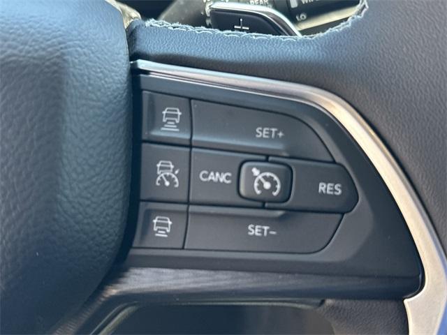 new 2025 Jeep Grand Cherokee L car, priced at $39,811