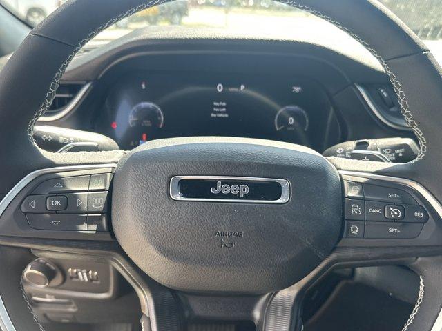 new 2025 Jeep Grand Cherokee L car, priced at $39,490