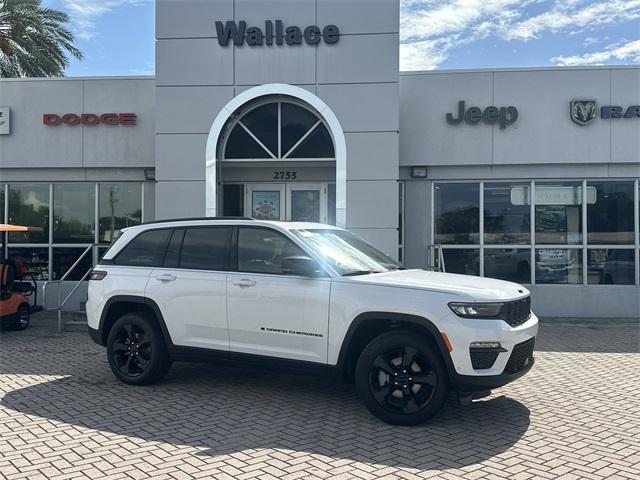 new 2025 Jeep Grand Cherokee car, priced at $42,451