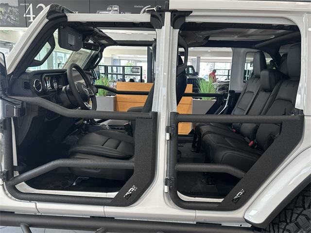 new 2025 Jeep Wrangler car, priced at $63,561