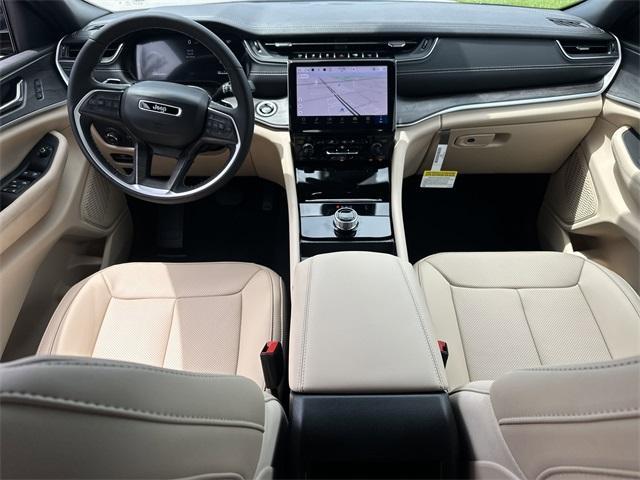 new 2025 Jeep Grand Cherokee car, priced at $42,969