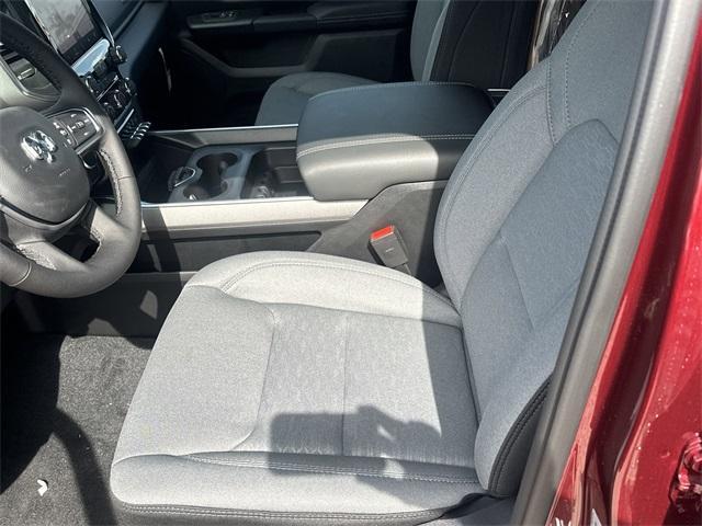 new 2025 Ram 1500 car, priced at $39,381