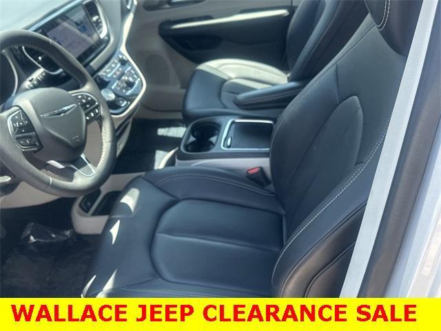 used 2024 Chrysler Pacifica car, priced at $34,900